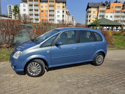 Meriva*1.6*BENZYNA*niski przebieg*bez korozji*HAK!