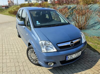 Meriva*1.6*BENZYNA*niski przebieg*bez korozji*HAK!